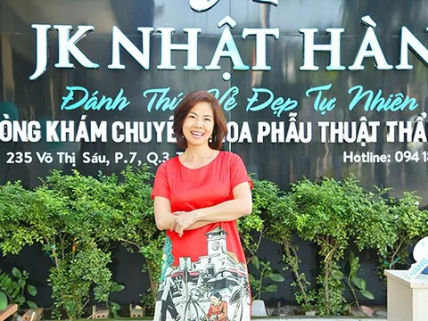 Hồ Lệ Thu dự lễ ra mắt công nghệ độc quyền nâng mũi J–KO của viện thẩm mỹ JK Nhật Hàn