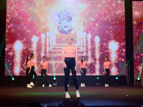 Thí sinh Phạm Thị Ánh Nguyệt được đặc cách vào thẳng vòng chung kết Hoa hậu Doanh nhân Việt Nam Toàn cầu