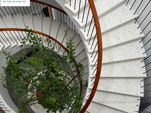 Xu hướng dùng đá thạch anh phong thủy cho cầu thang