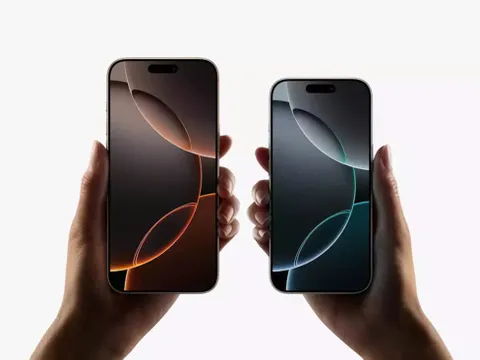 iPhone 16 Pro Max Titan Sa Mạc: Giá bán chênh lệch vì khan hiếm