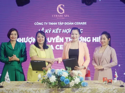 Ký kết nhượng quyền thương hiệu với CEO Nguyễn Thị Công