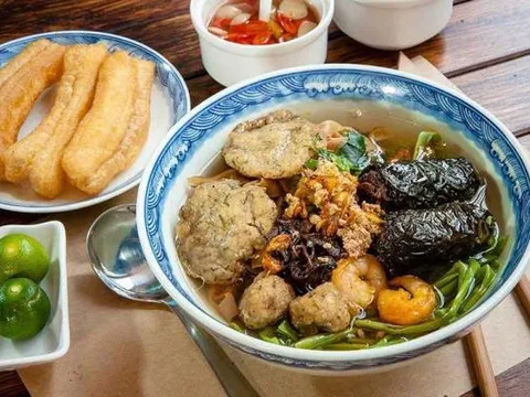 Hướng dẫn nấu bánh đa cua chuẩn vị Hải Phòng