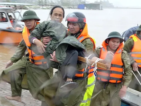 Tỏa sáng tình quân dân