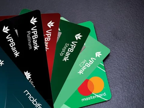 VPBank năm thứ 3 liên tiếp nhận giải thưởng “Ngân hàng chuyển đổi số tiêu biểu”