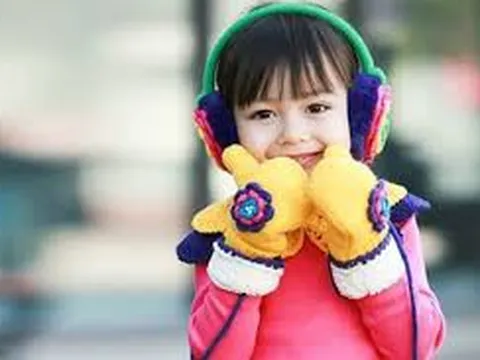 Mùa lạnh, làm gì để phòng bệnh cúm cho trẻ em?