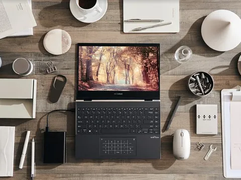 ASUS ra mắt bộ đôi laptop có màn hình OLED mỏng nhất thế giới