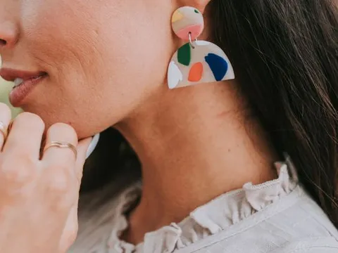 Những phụ kiện tạo phong cách vui nhộn cho bạn dịp Tết 2020