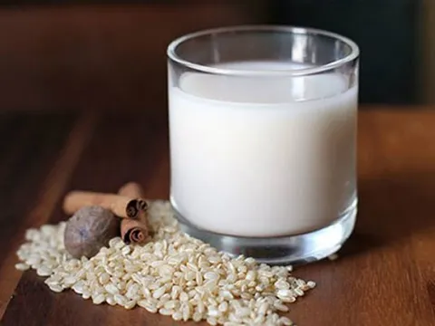 Cách làm nước gạo rang vừa bổ dưỡng vừa làm đẹp da