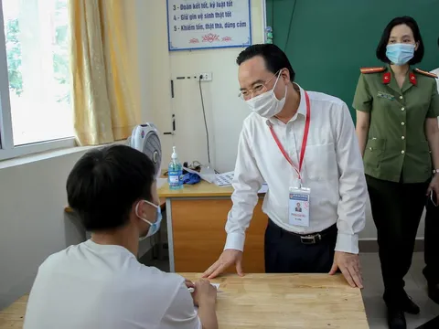 Bộ trưởng Phùng Xuân Nhạ: Dù hoàn cảnh nào cũng phải bảo đảm Kỳ thi an toàn, đúng quy chế