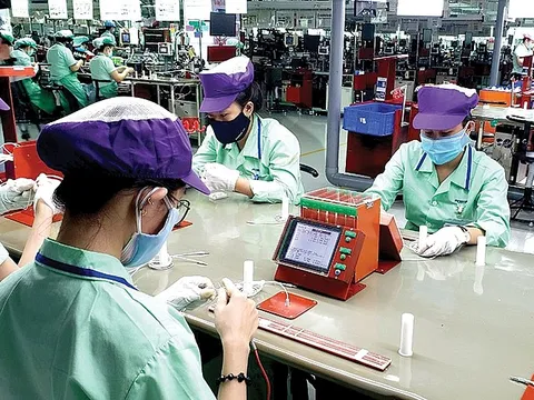 Thay đổi mô hình kinh doanh: “Sinh tồn” hậu Covid – 19