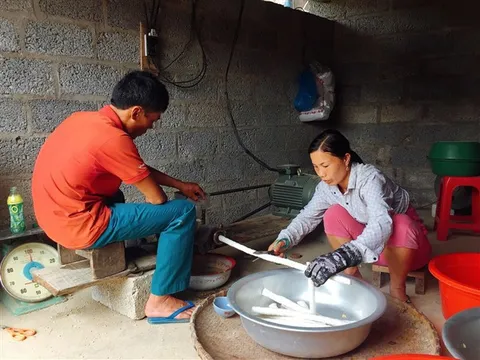 Bỏng ống - món ăn vặt tuổi thơ