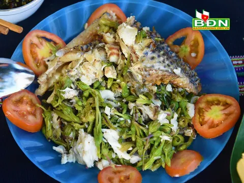 Món cá xào hoa djam tang của người Ê đê