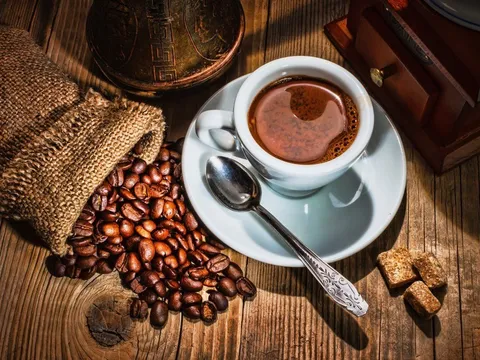 Giá cà phê hôm nay 11/10: Giá đi ngang, nhiều dự báo xấu do tác động của thời tiết La Nina