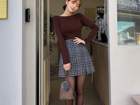 Kết hợp áo len cùng chân váy