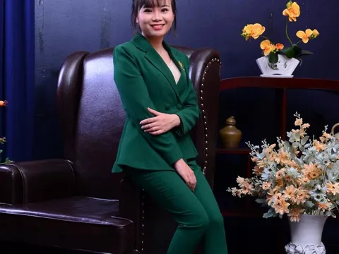 TPPKC Nguyễn Thị Lý – Top 4 nhà lãnh đạo xuất chúng Đông Y Lan Chi tháng 10/2020