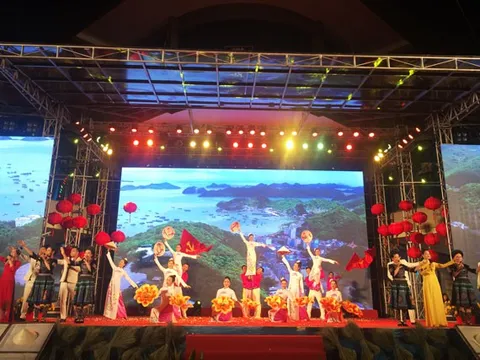 Triển lãm ''Du lịch qua các miền di sản văn hóa Việt Nam''