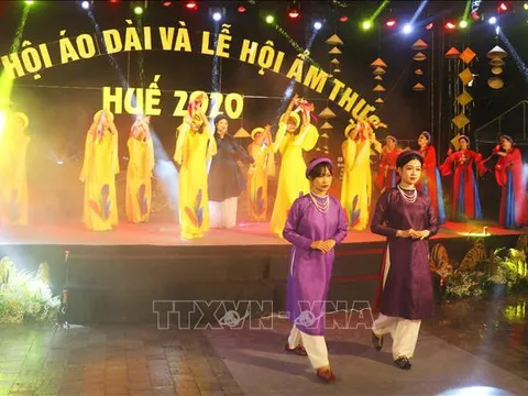 Khai mạc 'Ngày hội Áo dài và Lễ hội Ẩm thực Huế năm 2020'