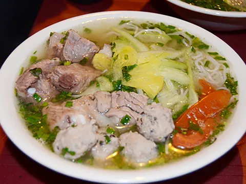 10 món nóng hổi cho ngày mưa lạnh ở Hà Nội