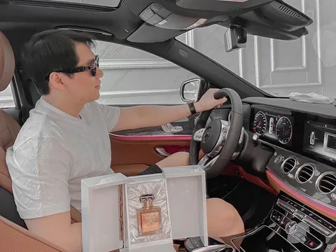 CEO Phạm Công – Chinh phục khách hàng bằng các tầng hương quyến rũ