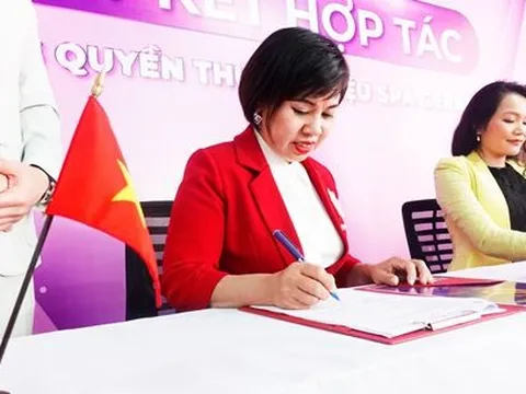 Lễ ký kết hợp tác giữa Chuỗi nhượng quyền thương hiệu Spa Cerabe và Đại lý Nguyễn Thị Thật