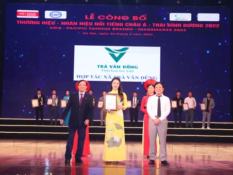HTX Trà Vân Dũng được dẫn dắt bởi Doanh nhân trẻ Đào Thị Hồng Nhung vinh dự nhận giải thưởng "Thương hiệu - Nhãn hiệu nổi tiếng Châu Á - Thái Bình Dương và Doanh nhân tiêu biểu năm 2022"