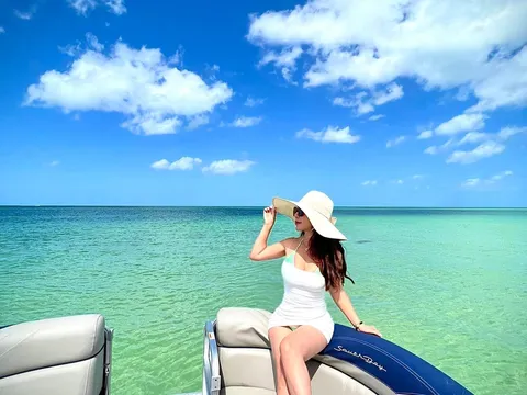 Nữ doanh nhân Việt Kiều chia sẻ chuyện giới thượng lưu  Âu Mỹ cải lão hoàn đồng với NMN+ Biotech