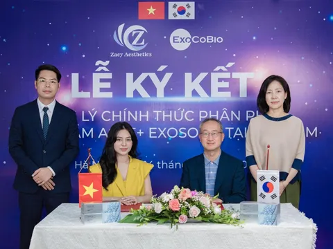 Lễ ký kết hợp đồng phân phối ASCE+ giữa ToTo Beauty và ExoCoBio Hàn Quốc