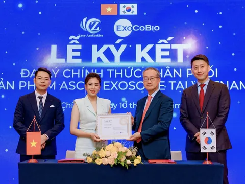 Ms Phạm Vân hợp tác cùng ExoCoBio Hàn Quốc phân phối ASCE+ Exosome