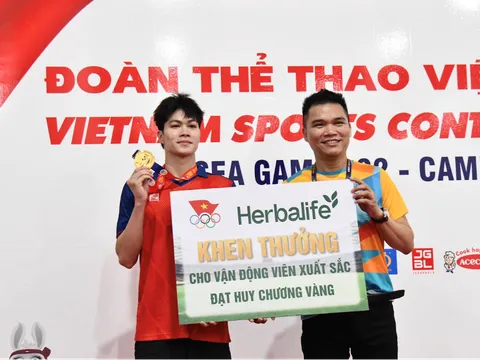 Herbalife Việt Nam thưởng nóng cho các vận động viên đạt Huy chương Vàng đầu tiên của Đoàn Thể thao Việt Nam tại SEA Games 32
