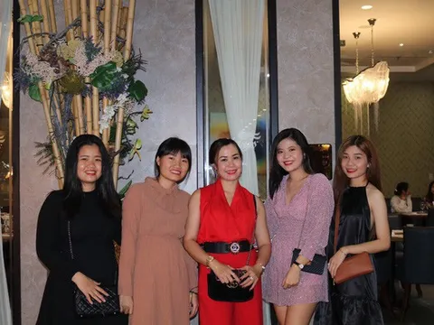 Damsomi - Điểm mua sắm thời trang trung niên hấp dẫn