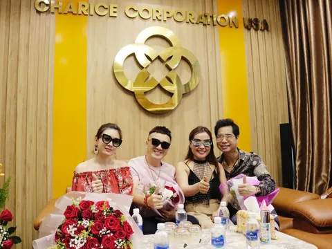 Danh ca Ngọc Sơn tiết lộ về cô em gái nuôi Đặng Gia Bena